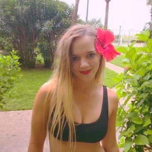 Meet your Posher, Baylee